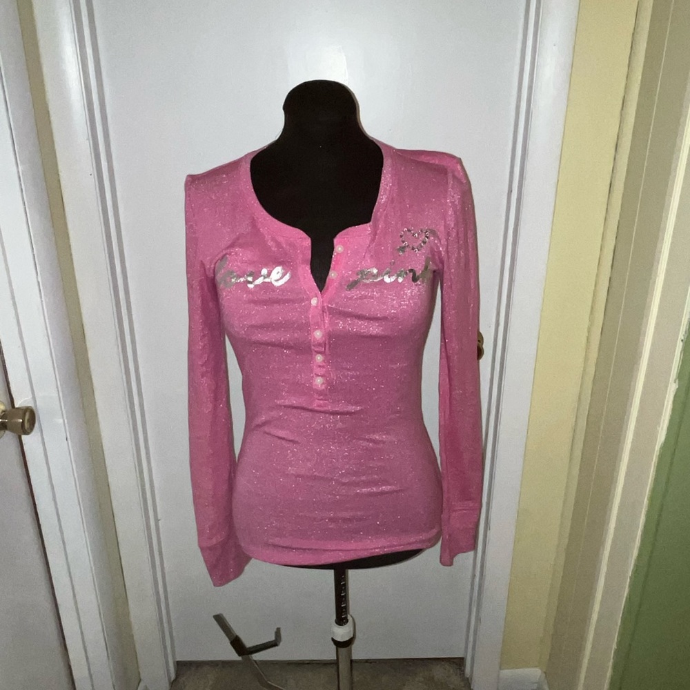 Victoria secret pink medium long sleeve shirt.